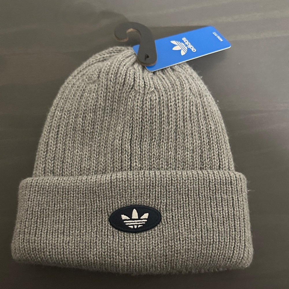 NWT Adidas Classic Gray Knit Beanie—“mini fit”